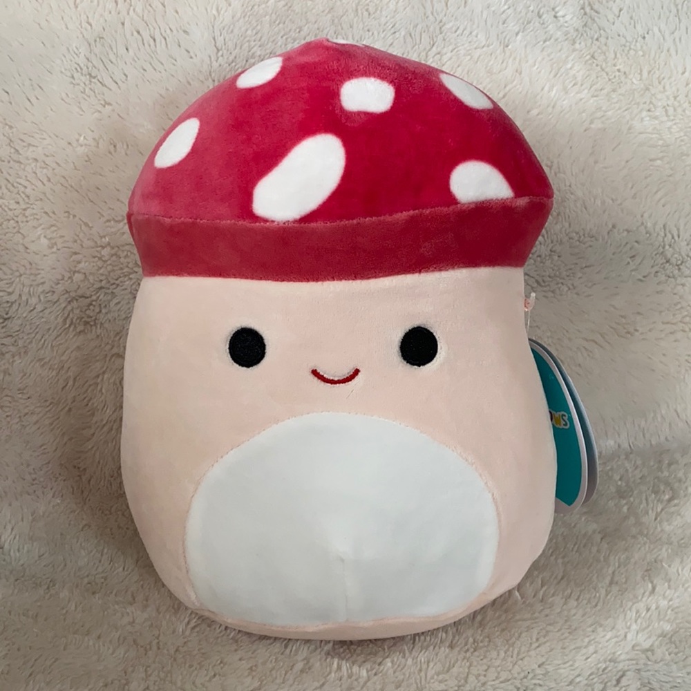 NWT Malcolm Squishmallow 8